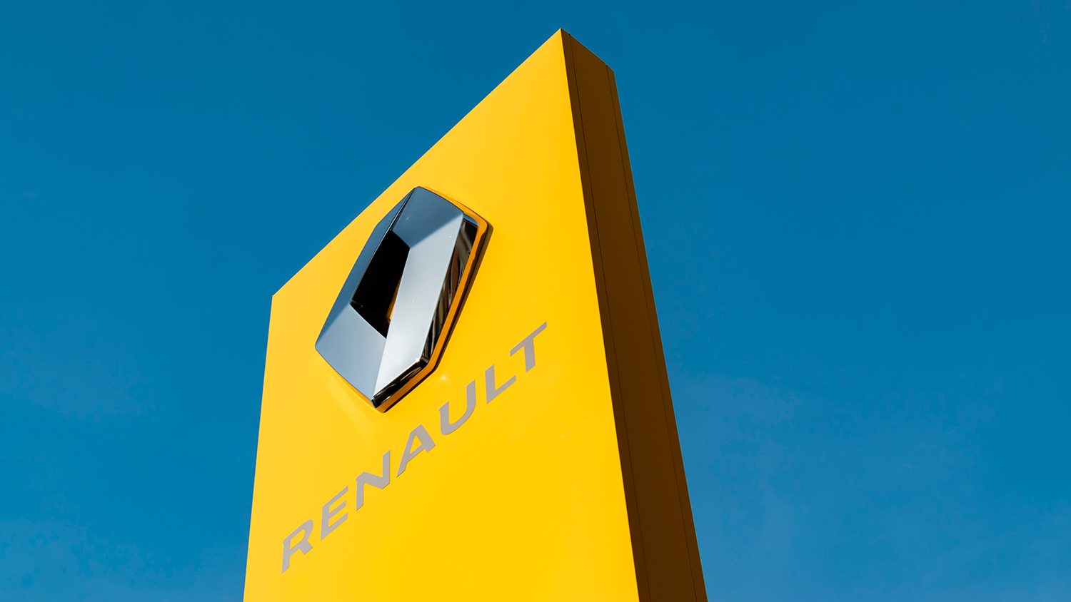 Автоконцерн Renault рекомендует моторное масло G-Energy F Synth 5W-30