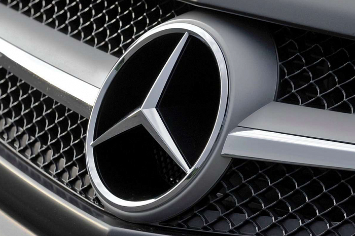 Трансмиссионное масло G-Box GL-4/GL-5 75W-90 официально одобрено компанией Mercedes-Benz